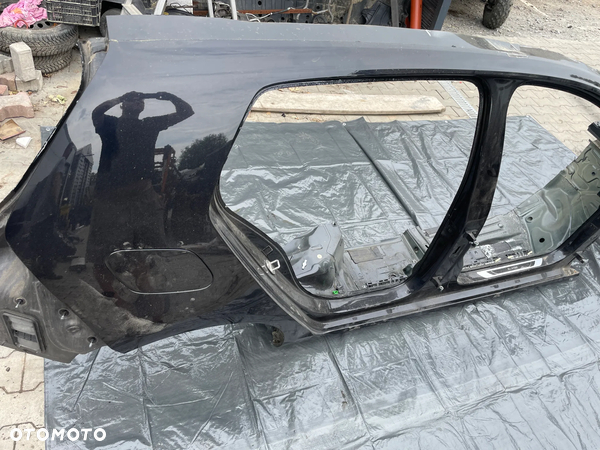 Vw GOLF VII błotnik prawy tył HB ćwiartka CZARNA