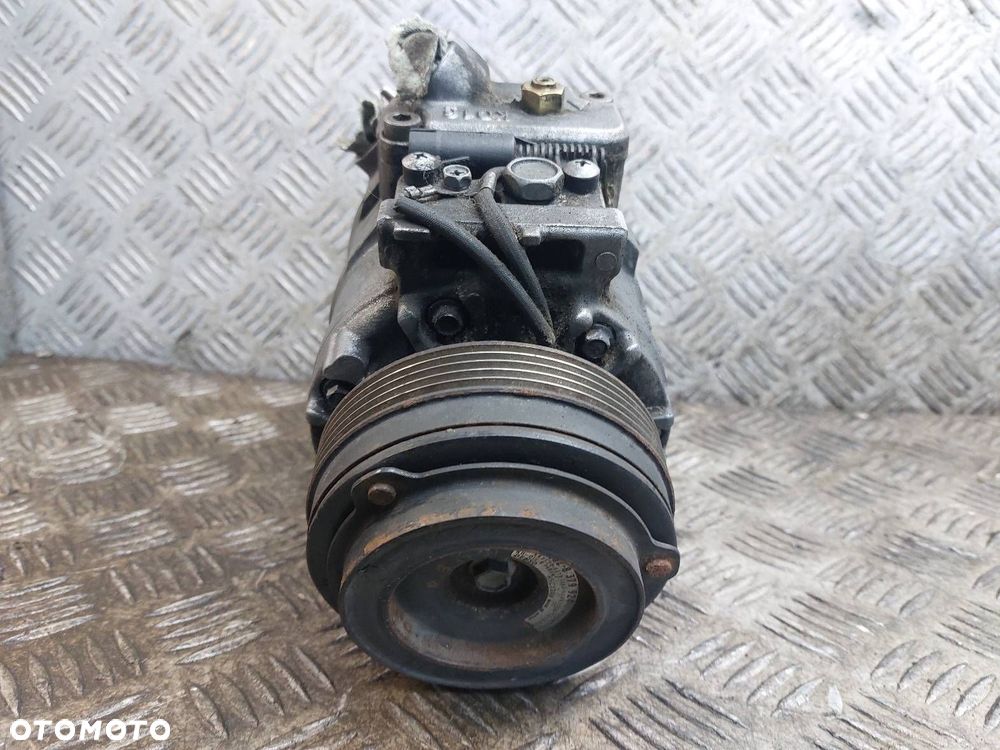 SPRĘŻARKA KOMPRESOR KLIMATYZACJI BMW E39 520i 2.0 24V - 2