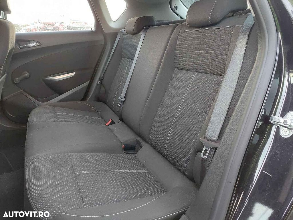 Usa dreapta spate Opel Astra J 2011 HATCHBACK 1.4i A14XER - 9