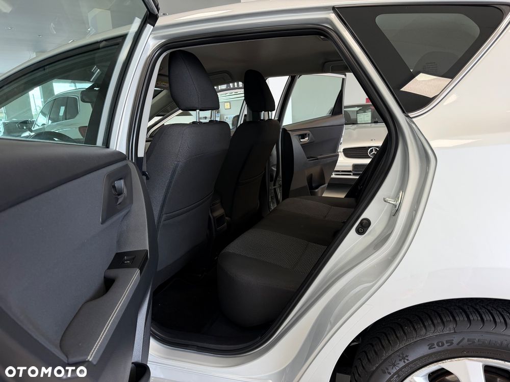 Toyota Auris - 29