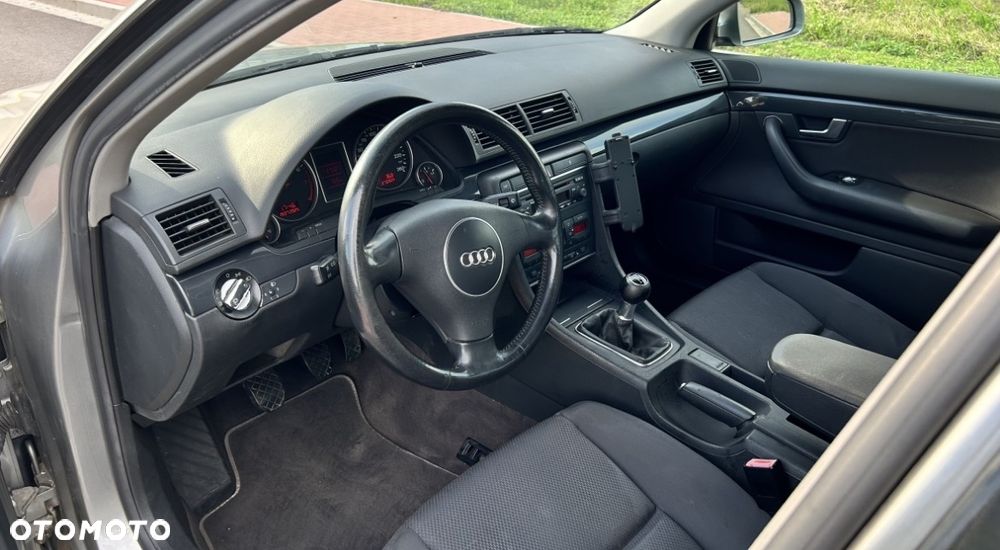 Audi A4 Limousine 2 - 7