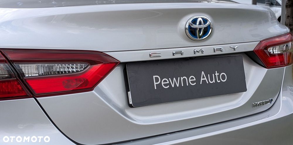 Toyota Camry 2.5 Hybrid Comfort CVT - 21