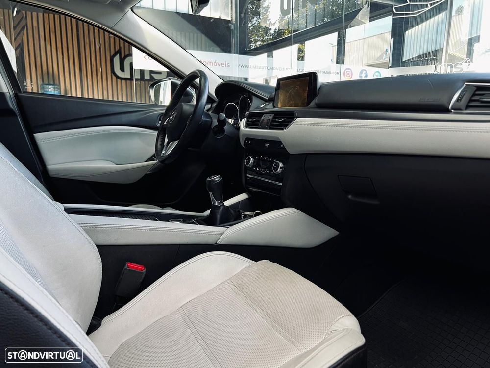 Mazda 6 M6 2.2 SKY-D Excellence Navi - 20