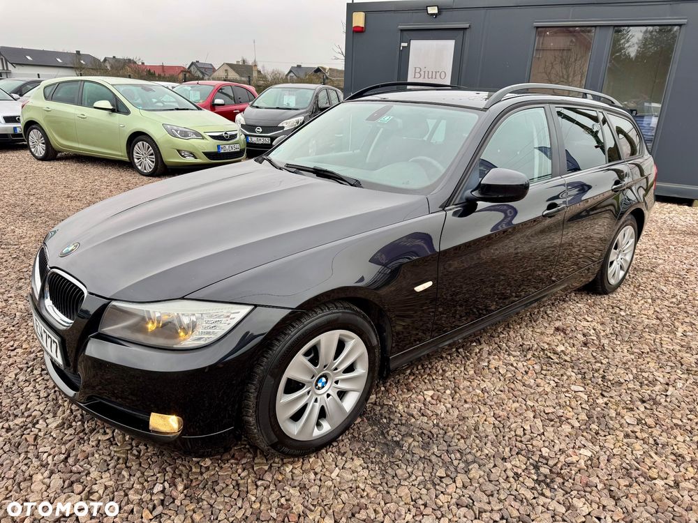 BMW Seria 3 318i - 11