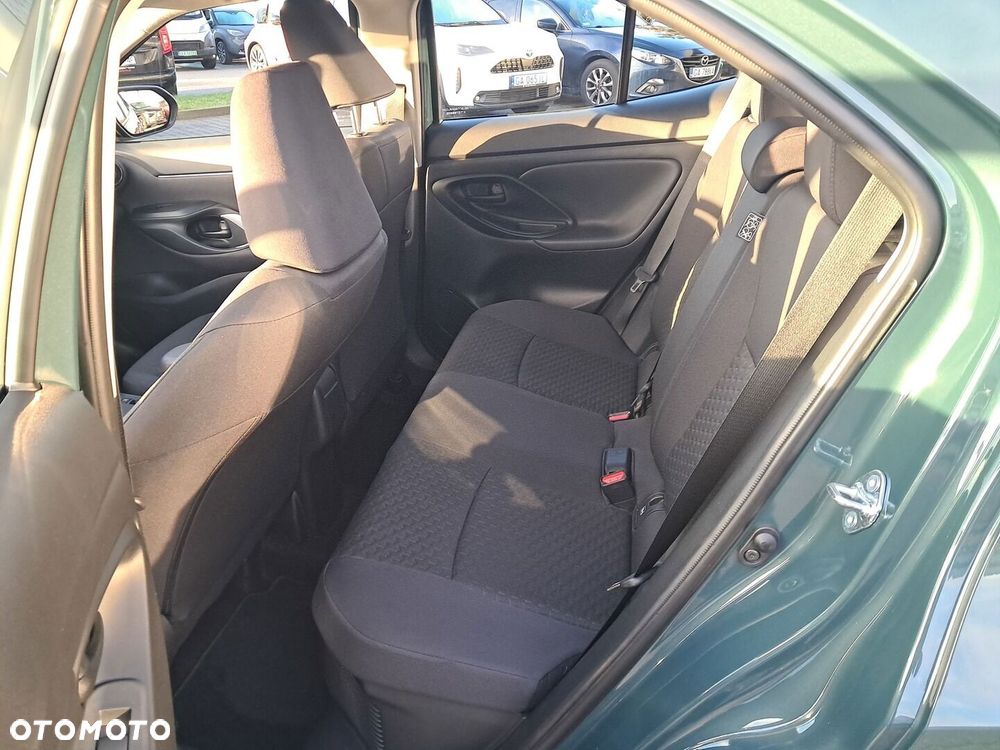Toyota Yaris Cross Hybrid 1.5 Comfort - 16