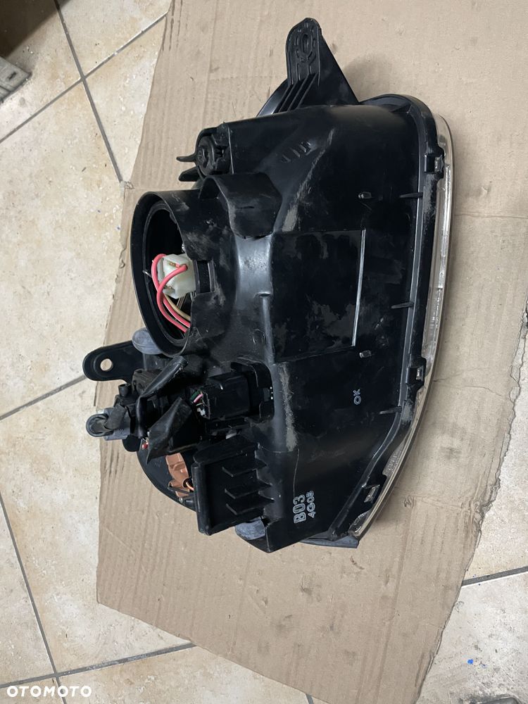 Lampa / reflektor Hyundai Santa Fe I - lewy przód (ORYGINALNE) - 4