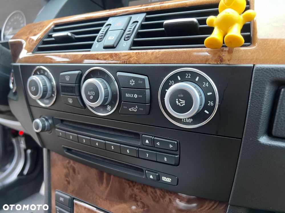 BMW Seria 5 525d - 18