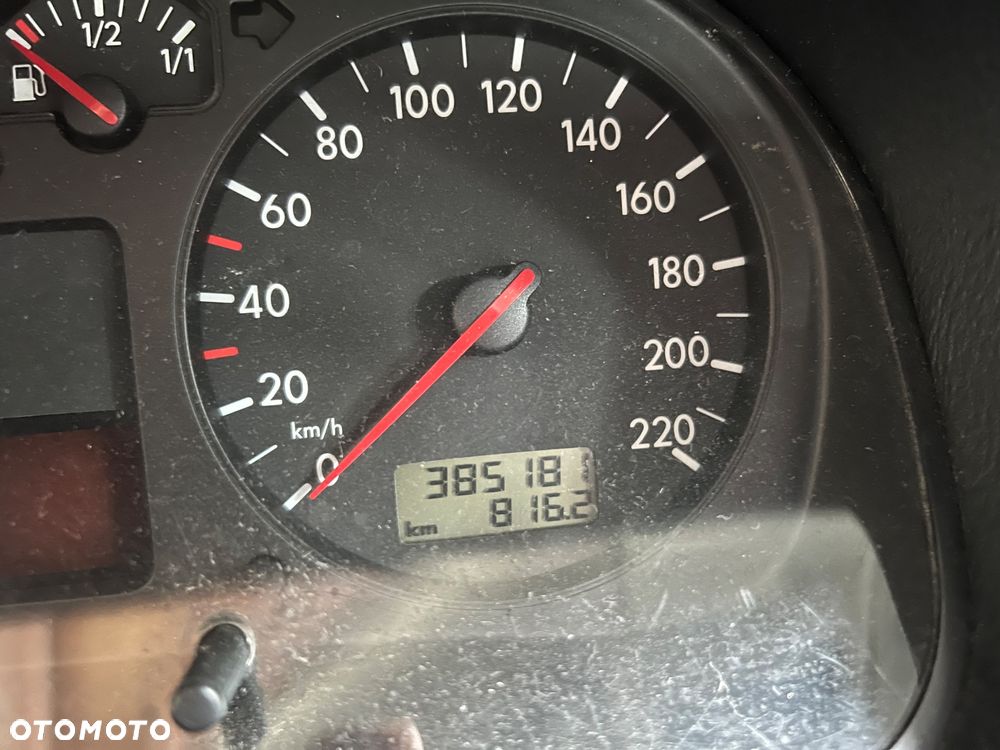 Volkswagen Golf - 9