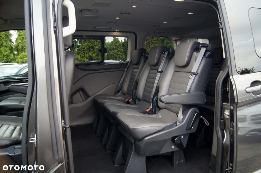 Ford Tourneo Custom 320 L2H1 VA Autm Titanium X - 10