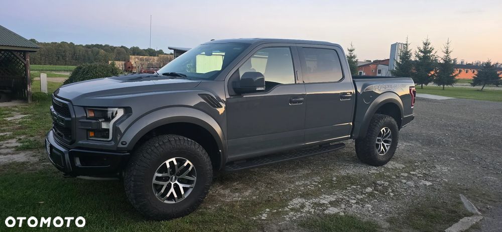 Ford F150 - 4