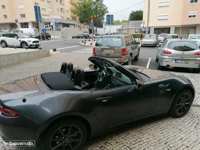 Mazda MX-5 SKYACTIV-G 131 Sports-Line - 12