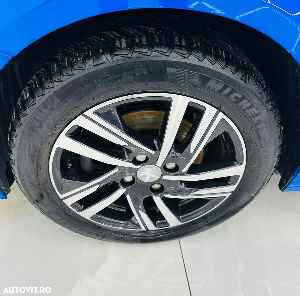 Peugeot 208 BlueHDi 100 Allure Pack - 10