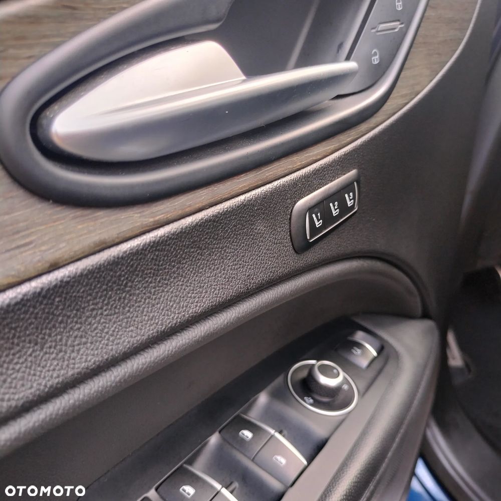 Alfa Romeo Stelvio - 9