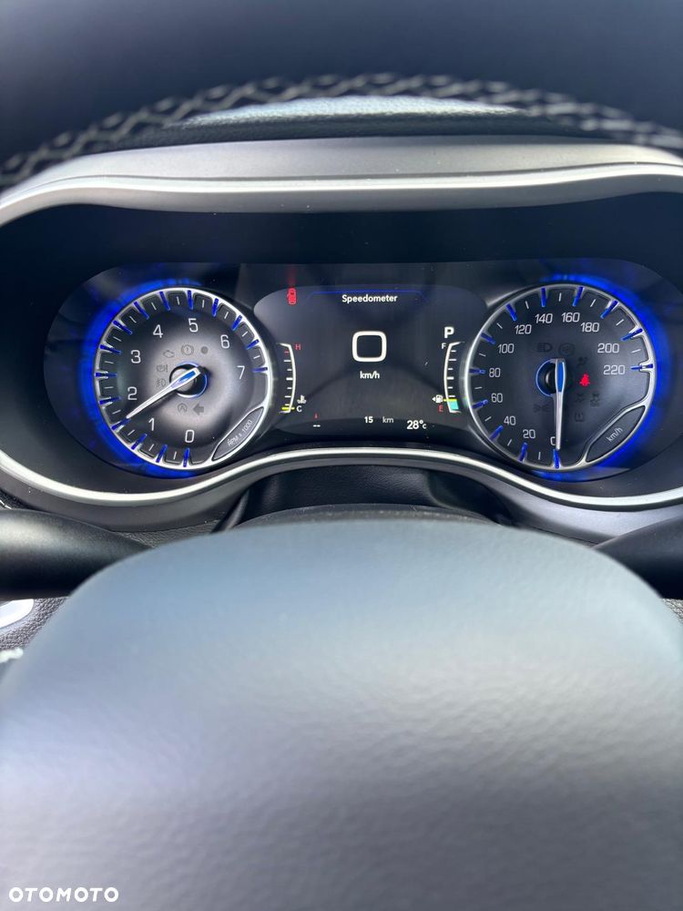 Chrysler Pacifica - 18
