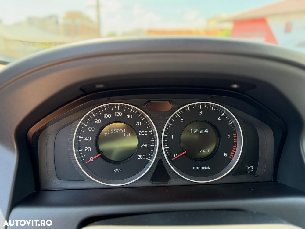 Volvo XC 60 - 7