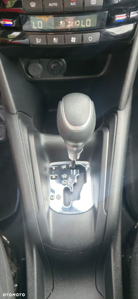 Peugeot 208 PureTech 110 Stop & Start EAT6 Tech Edition - 12