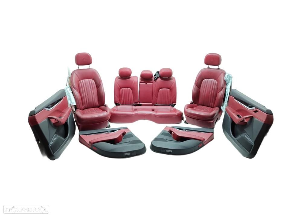 CONJUNTO COMPLETO DE BANCOS MASERATI LEVANTE M161 - 1