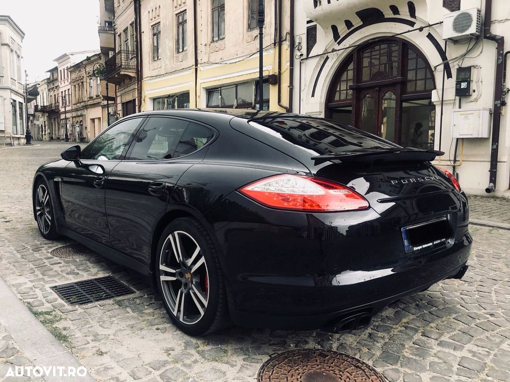 Porsche Panamera - 24