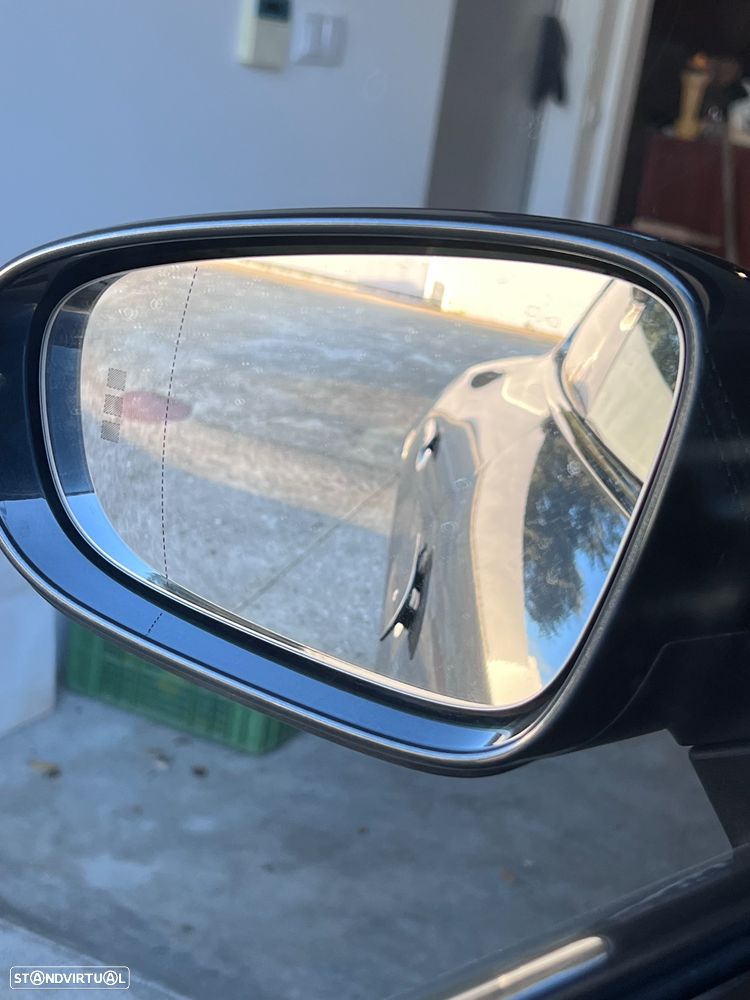 Porsche Taycan 4S - 13