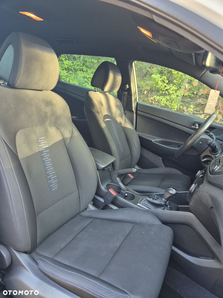 Hyundai Tucson 1.7 CRDI BlueDrive Premium 2WD DCT - 26