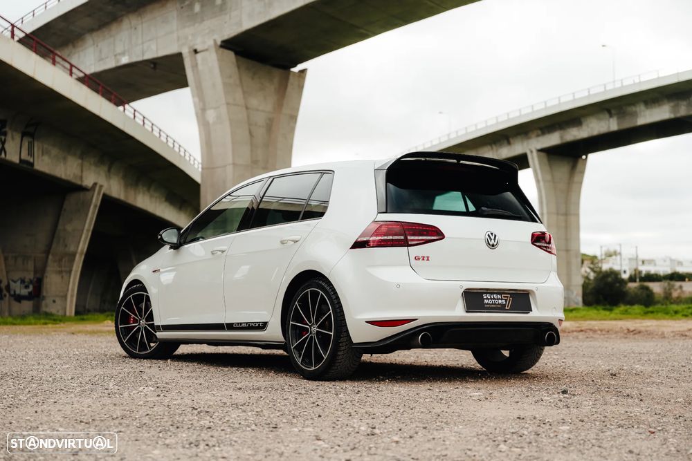 VW Golf GTI Clubsport DSG - 11