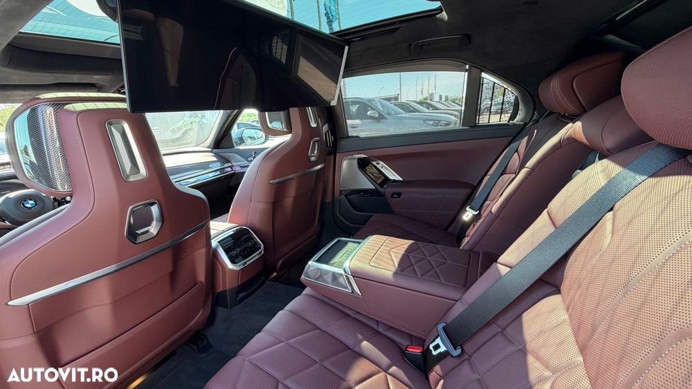 BMW Seria 7 740d xDrive MHEV - 20