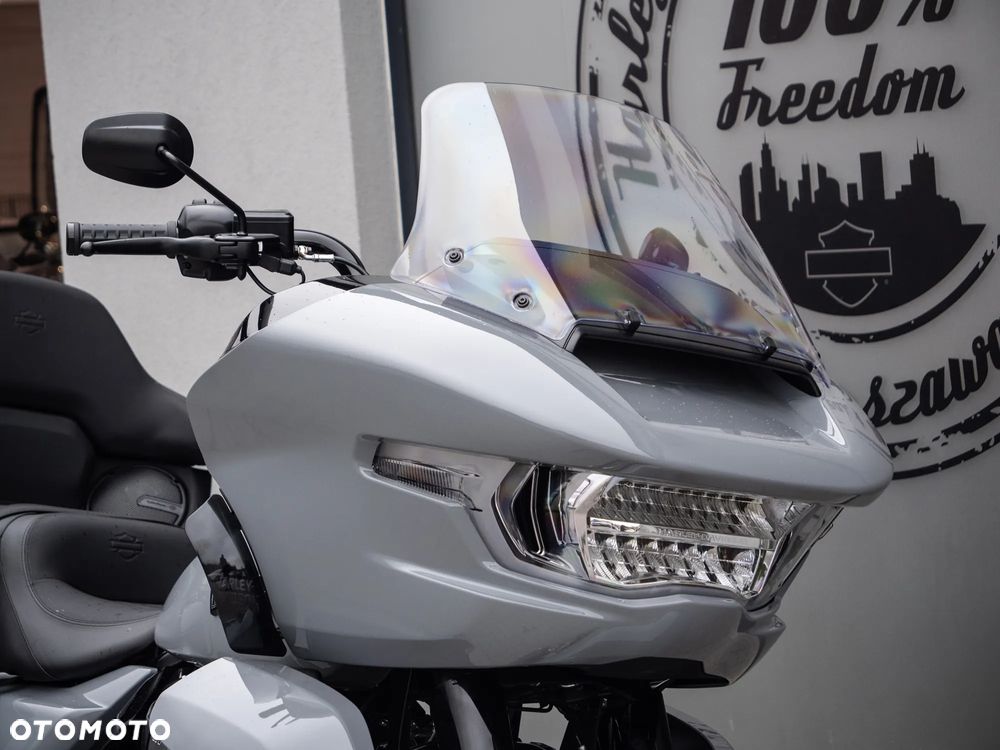 Harley-Davidson Touring Road Glide - 29