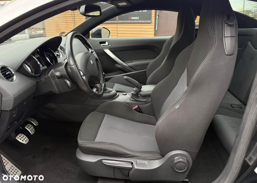 Peugeot RCZ 1.6 THP - 22