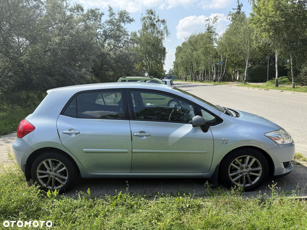 Toyota Auris 2.0 D-4D Luna - 9