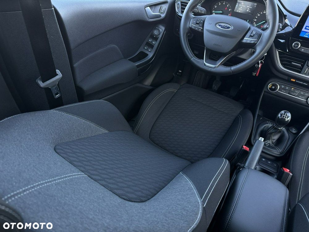 Ford Fiesta 1.1 Titanium - 22