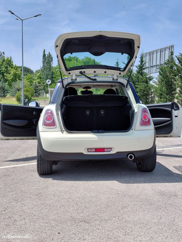 MINI 3 Portas Cooper D - 36