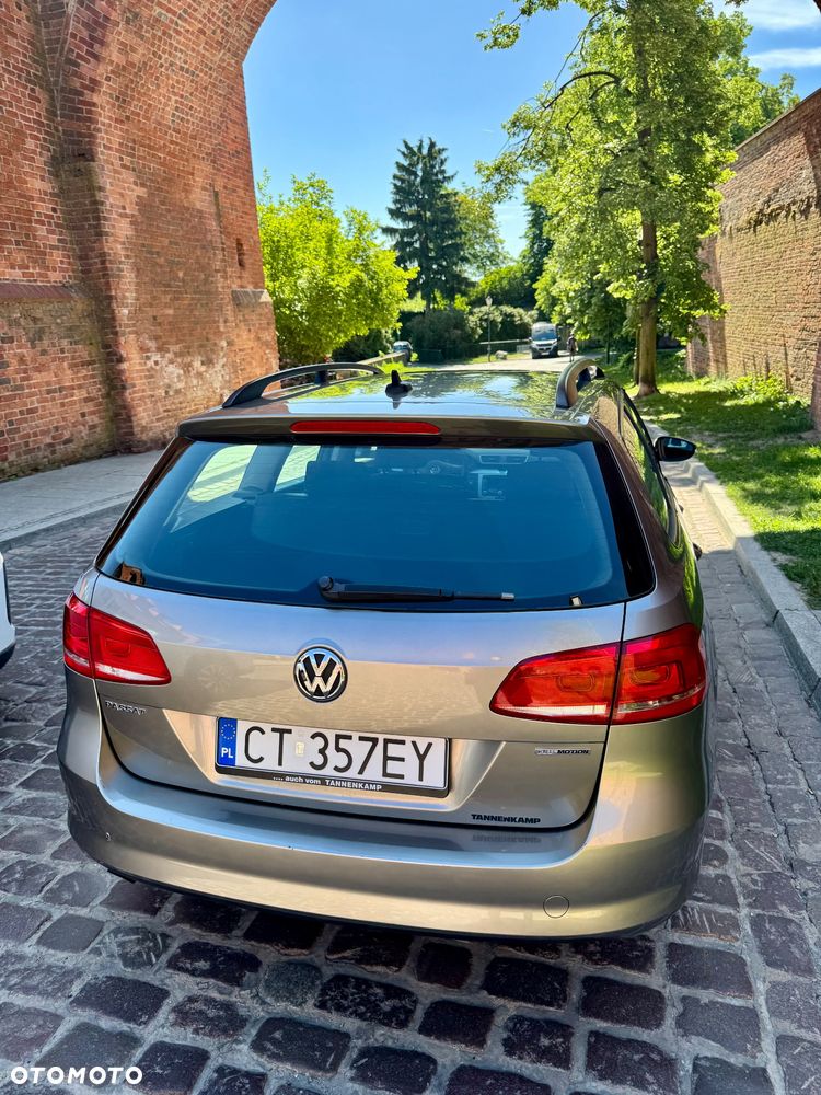 Volkswagen Passat - 10