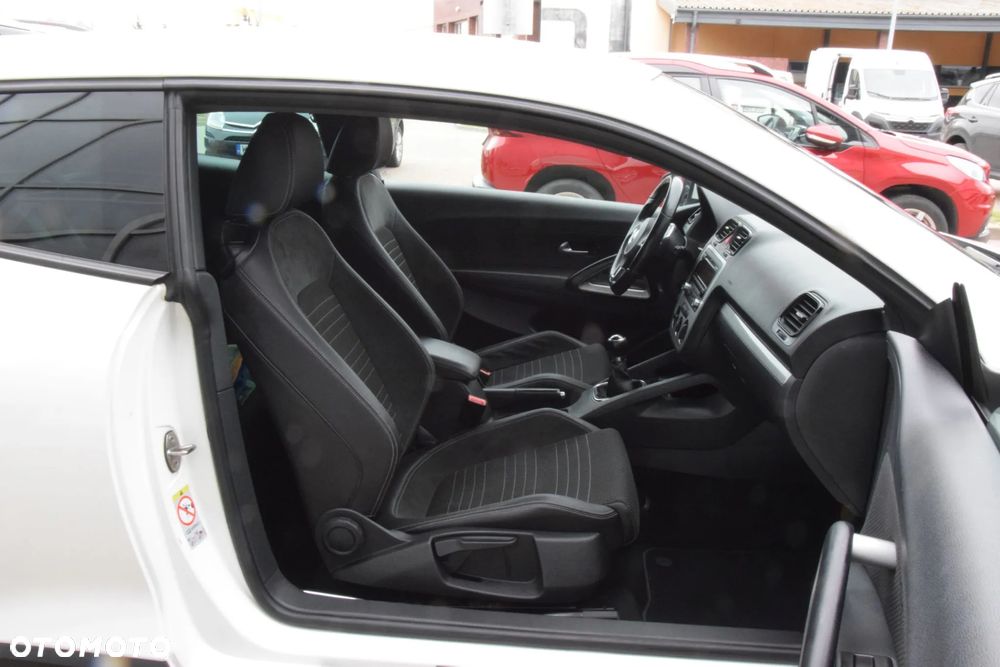 Volkswagen Scirocco 1.4 TSI Edition - 24