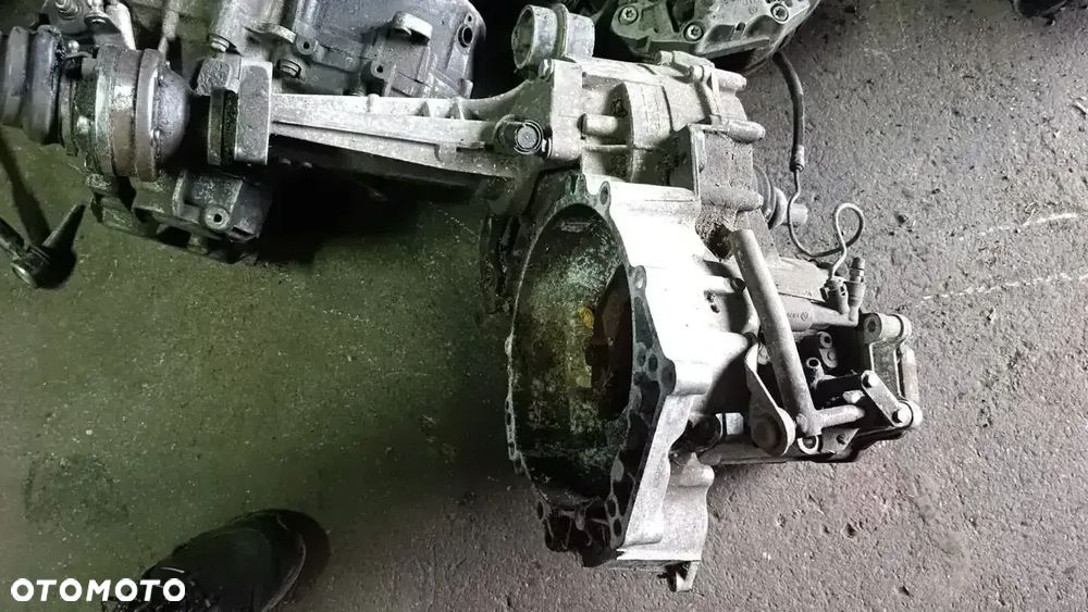 VW T4 2.5 TDI 88 KM 65 KW SKRZYNIA BIEGÓW DUJ EWB - 1