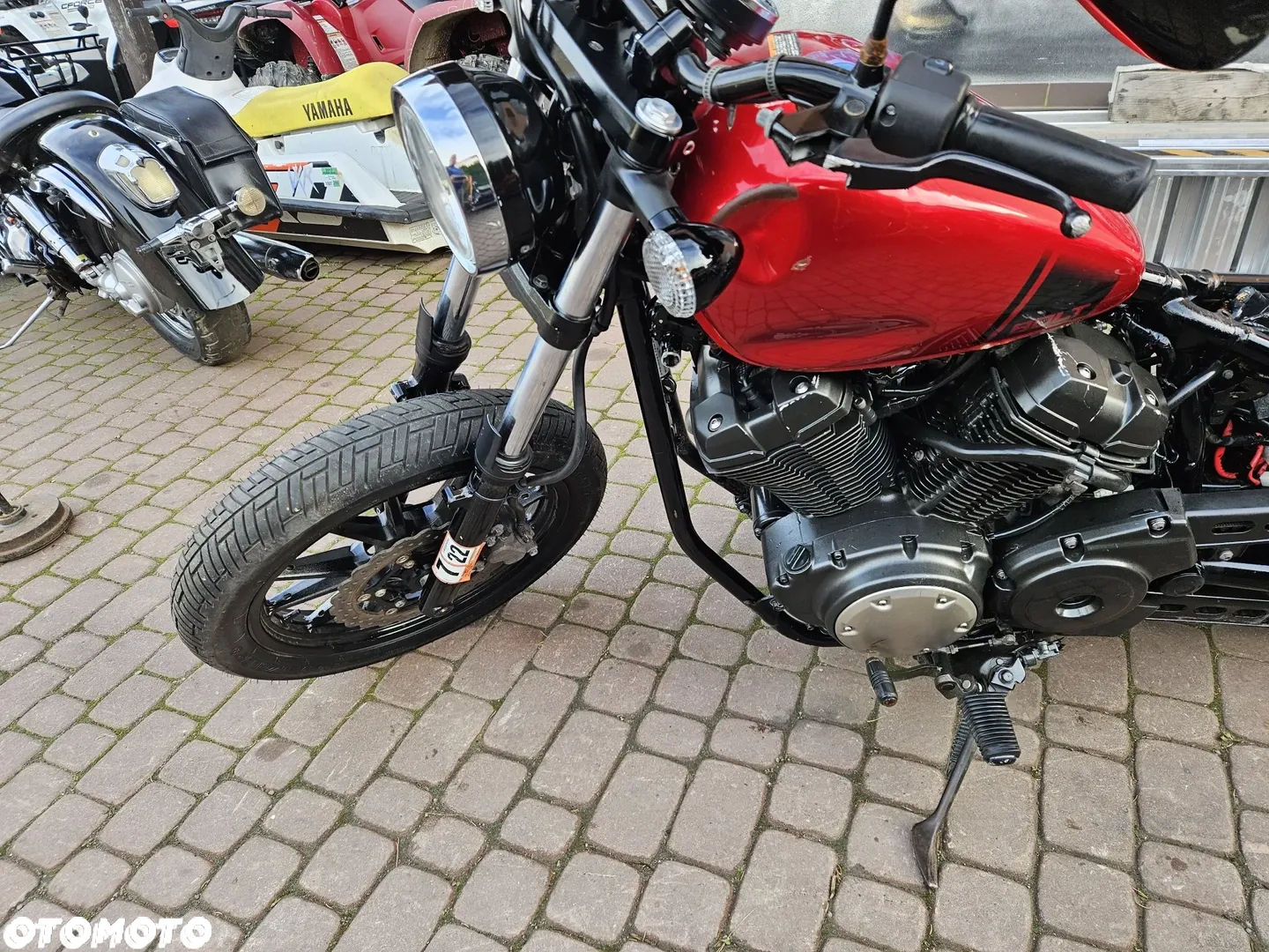 Yamaha Midnight Star - 16