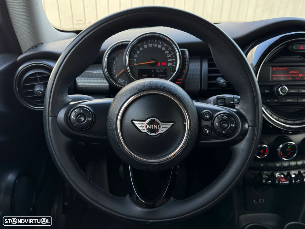 MINI 3 Portas Cooper D - 13