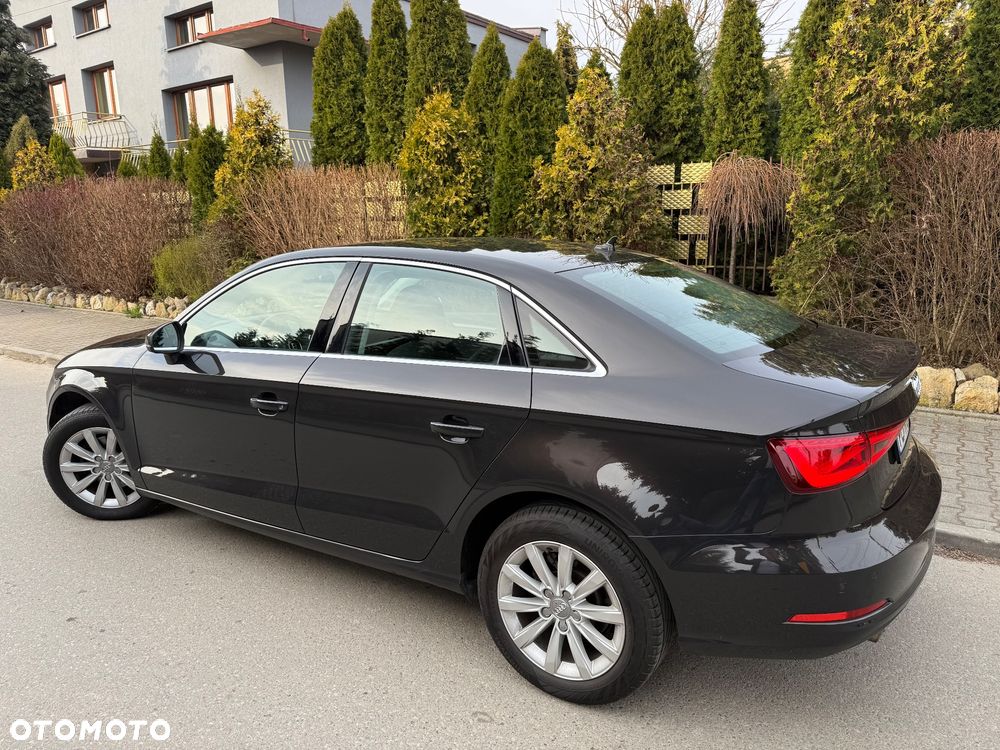 Audi A3 Limousine 1.6 TDI Attraction - 5