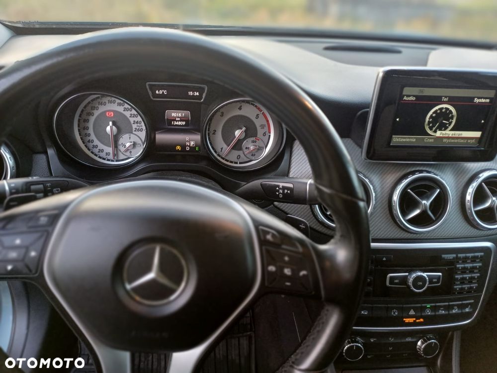Mercedes-Benz GLA 200 (CDI) d 4-Matic - 6