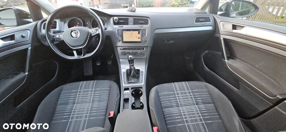 Volkswagen Golf 2.0 TDI 4Motion Sound - 15