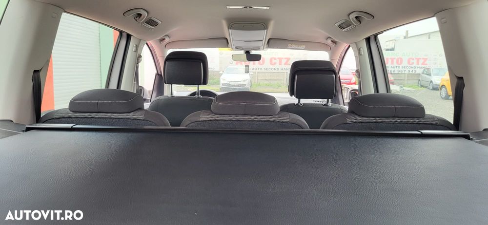 Volkswagen Sharan - 28