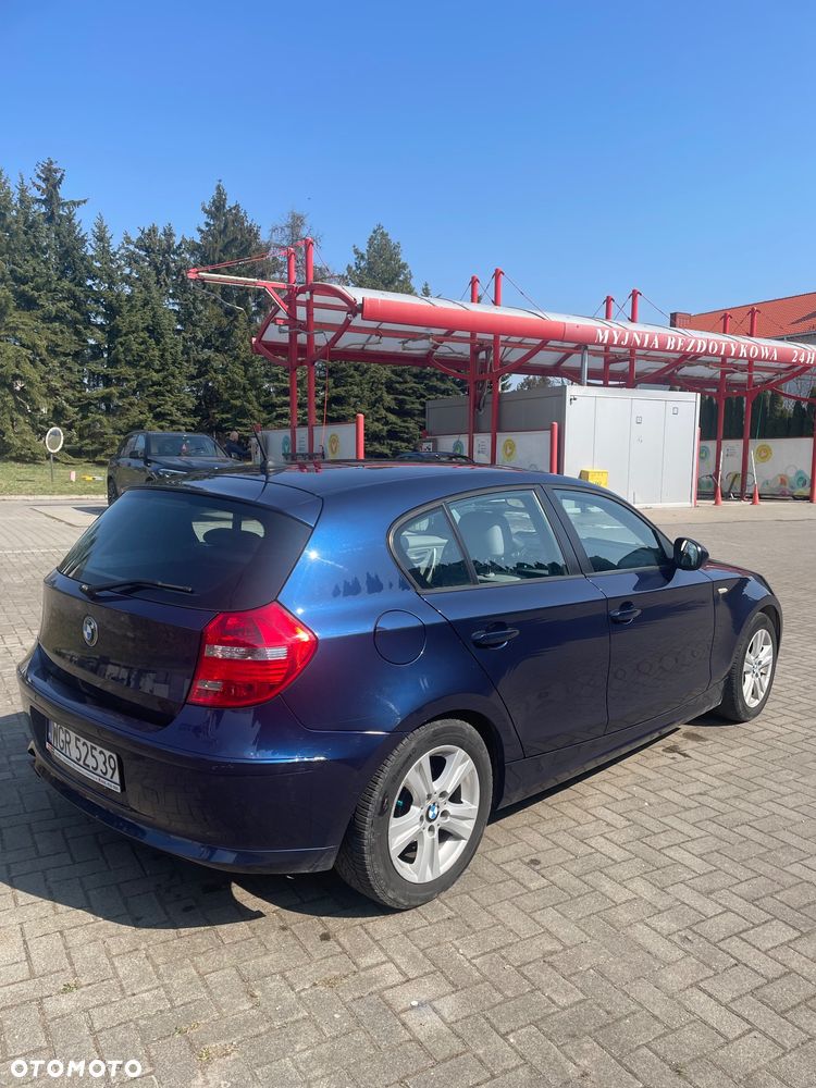 BMW E87 2009 photo 5