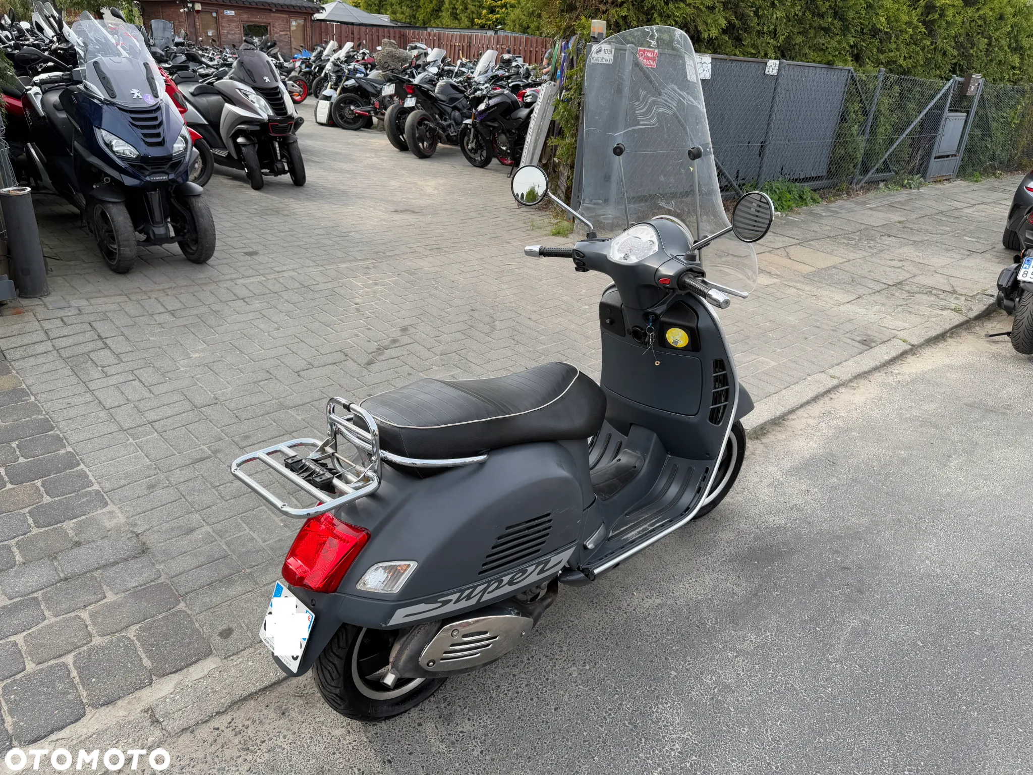 Piaggio Vespa - 6