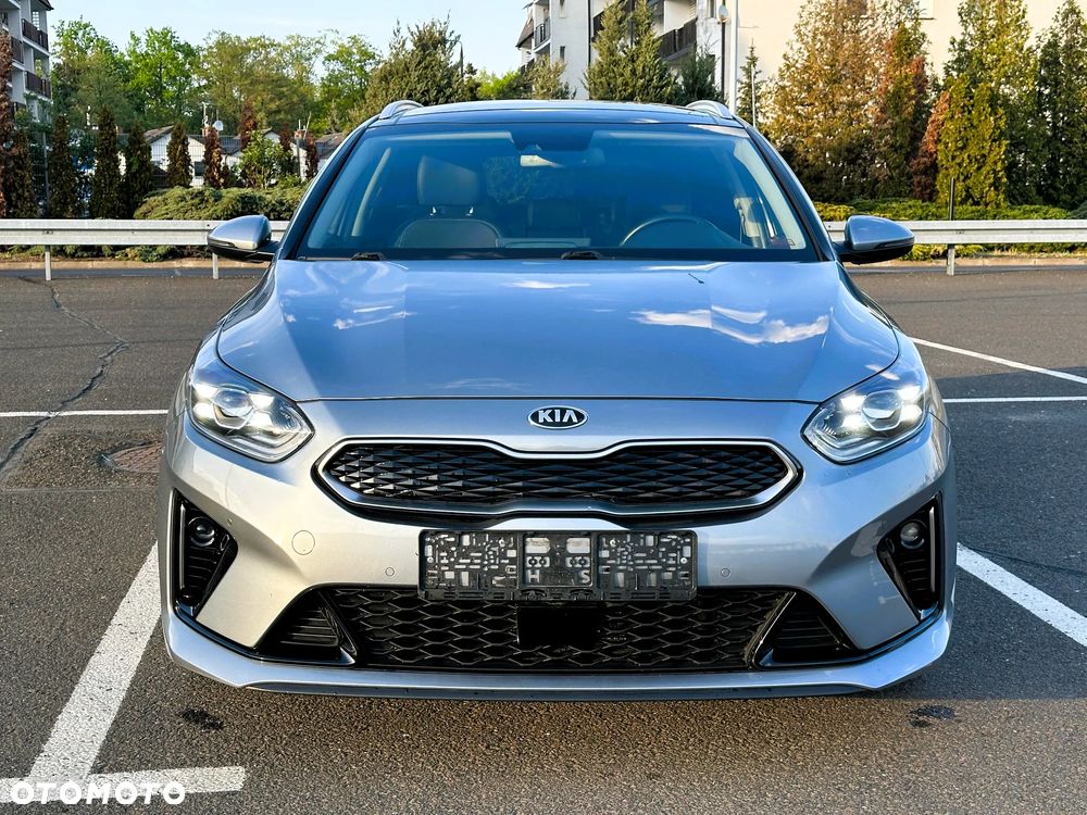 Kia Ceed 1.6 GDI DCT OPF Platinum Edition - 8