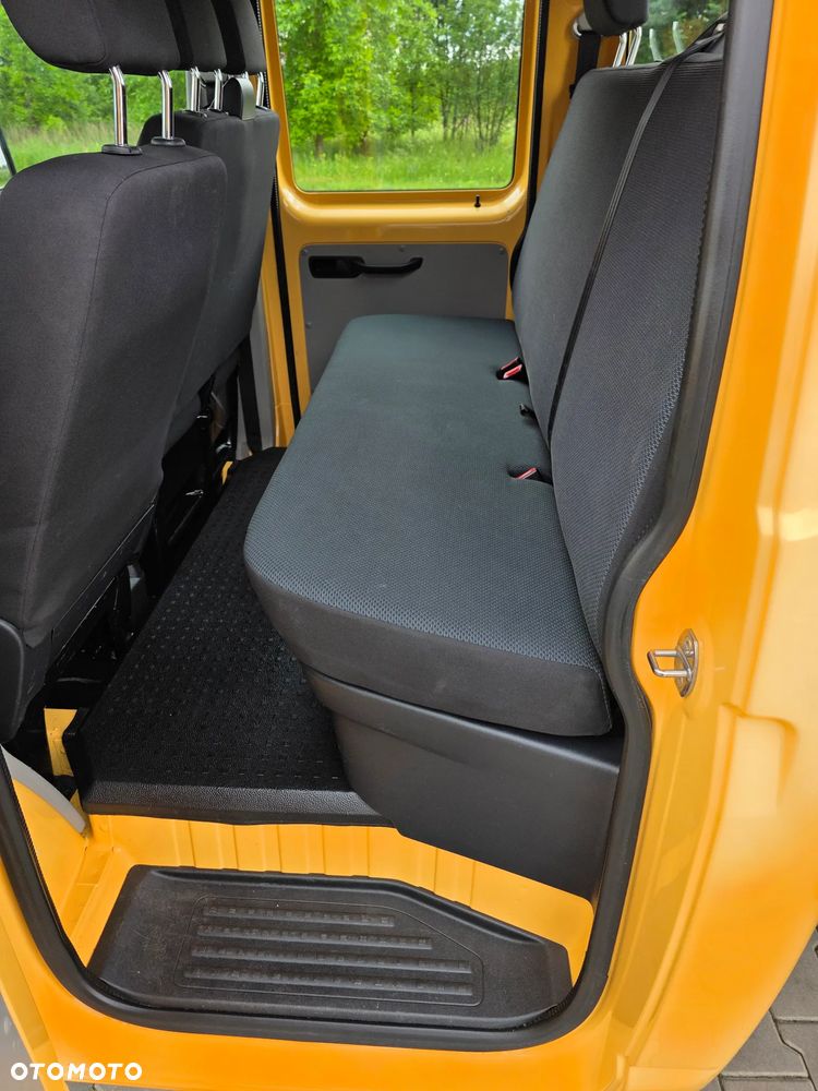 Volkswagen Transporter - 5