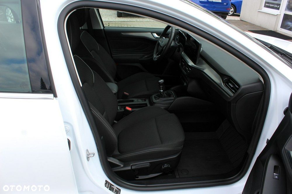 Ford Focus 1.0 EcoBoost Titanium - 12