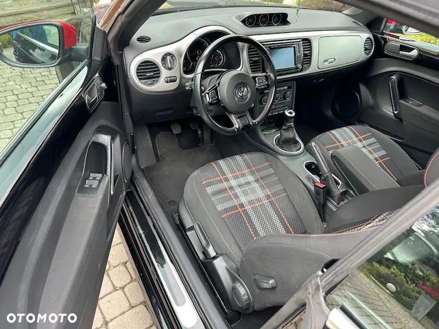 Volkswagen Beetle The Cabriolet 2.0 TDI BlueMotion Technology Club - 21