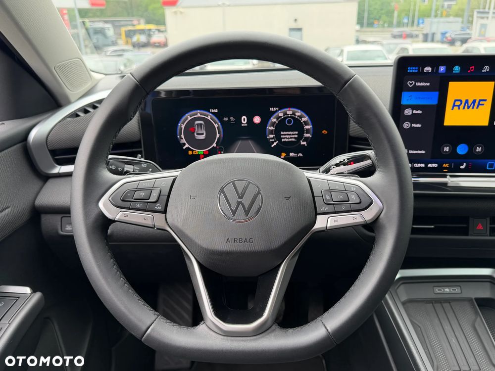 Volkswagen T-Roc 1.5 eTSI Life DSG - 17