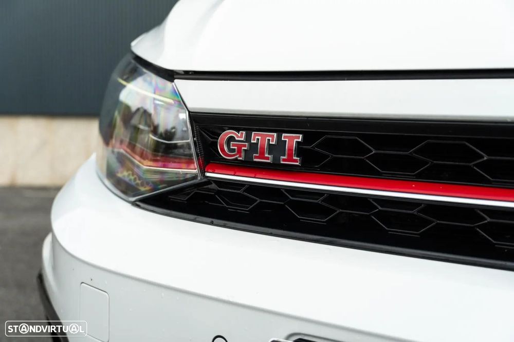 VW Polo 2.0 TSI DSG GTI - 27
