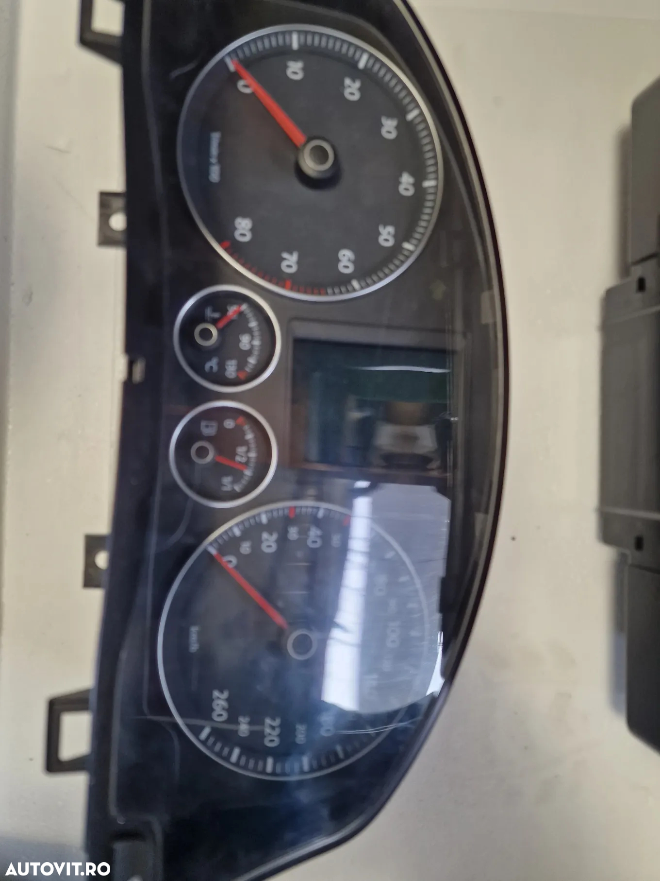 Ceasuri bord Vw Golf 5 motor 1,4benzina 1,6 benzina Maxidot/minidot - 2