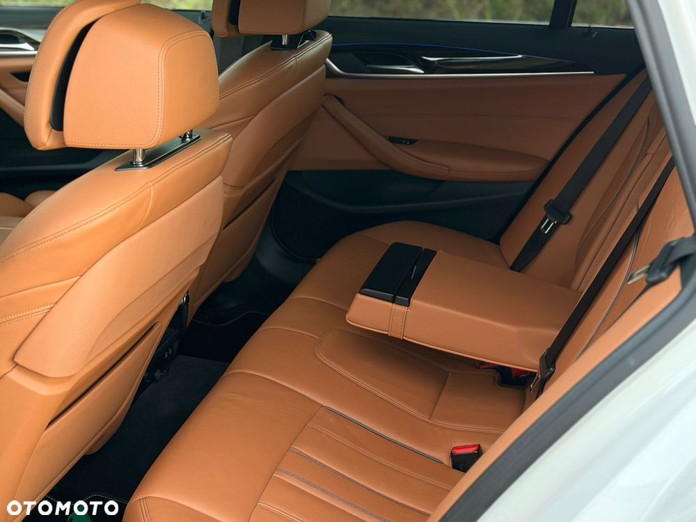 BMW Seria 5 520d mHEV M Sport sport - 22